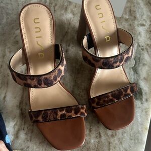 Unisa Brown Leopard Heeled Sandals size 8.5